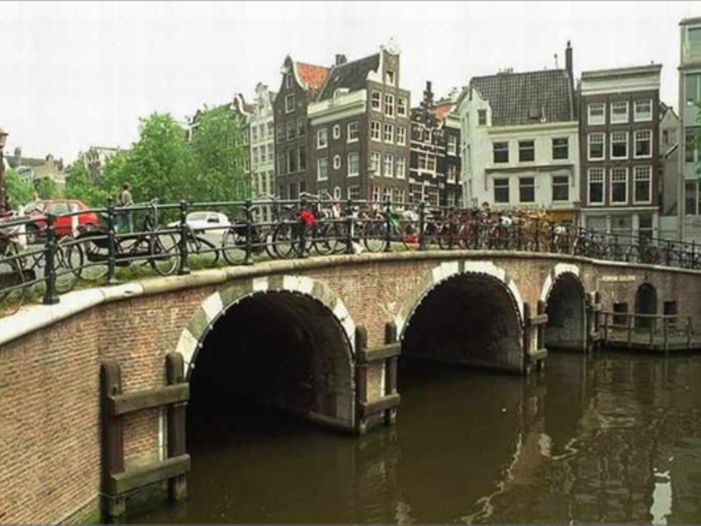 Lovely Canal Apartment Amsterdam Eksteriør bilde